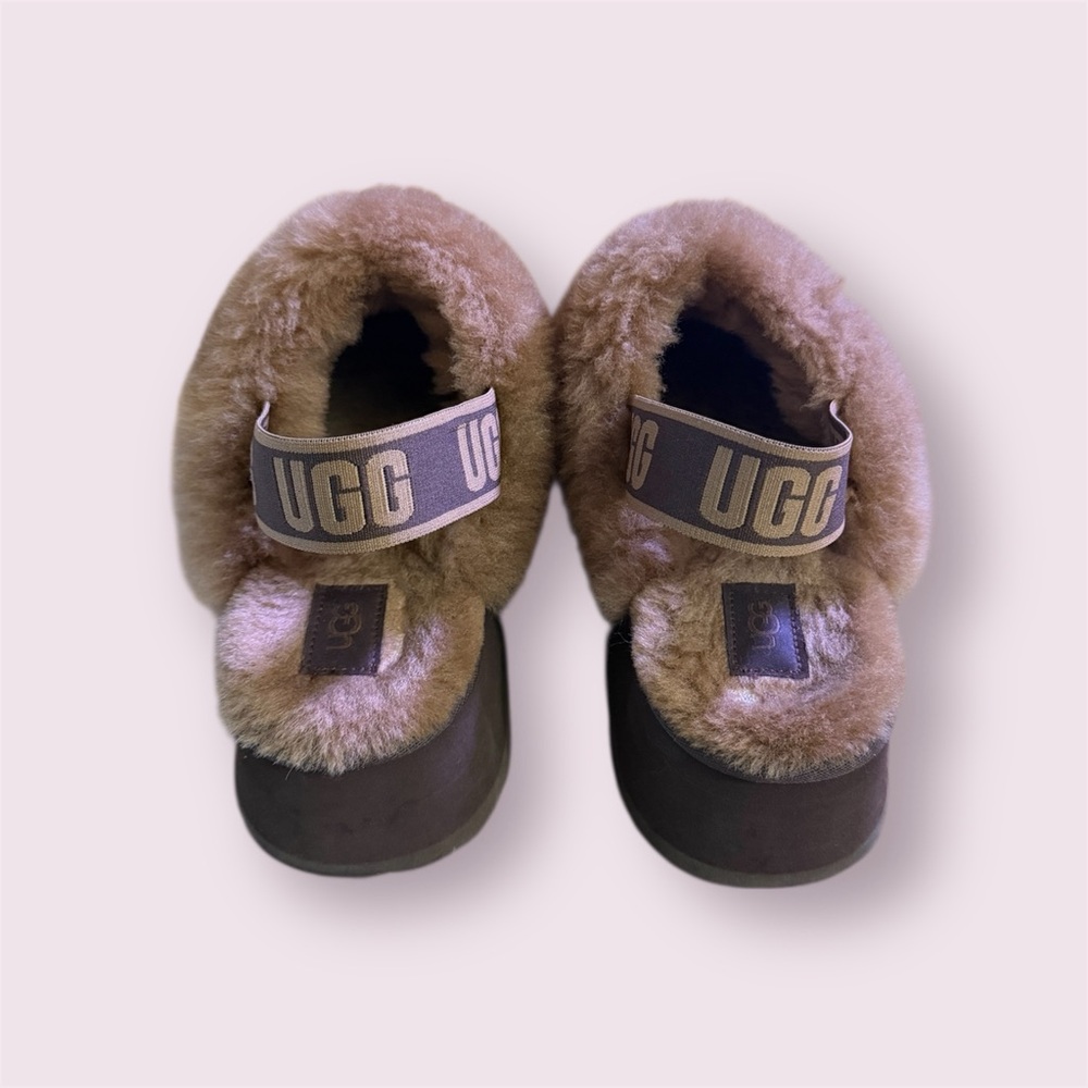 UGG Funkette Slipper in Burnt Cedar - Picture 3 of 5